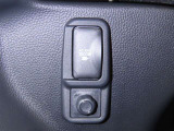 AC100V1500Wのコンセントを装備しております。