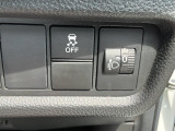 横滑りを抑制し車の姿勢の安定を図るVSA機能を搭載。