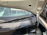 トヨタ認定中古車の1つ当社の自慢の『まるごとクリーニング!』見えないところまで、1台1台丁寧に仕上げております。お客様に気持ちよくお乗りいただけるクリーニングサービスです。是非現車を体感してください!