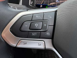 ACC+トラベルアシスト搭載。高速道路でのレーンキープや前走車との車間維持をアシストし、長距離ドライブをより快適にします。