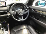 現在のMAZDA車はインパネ配置が視線の動きが少なくなるように設計レイアウトされています☆ひとつひとつの部品からMAZDAの安全に対するこだわりを感じる事が出来ます☆