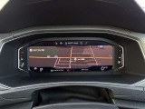 Volkswagen純正のナビゲーションです!少ない動作で必要な情報をご確認可能です!スマートフォンとも連携可能です!