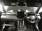 まるまるクリンはフロントシートを外してシート下まで徹底洗浄をしています。