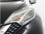 LEDヘッドライトです。デザイン性がよくとても明るいので、夜間の走行や悪天候でも安心です。しかも長寿命!