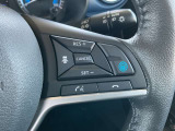 「日産プロパイロット」 高速道路の単調な渋滞走行と長時間の巡航走行で、アクセル、ブレーキ、ハンドルの操作をクルマがアシスト。快適な高速ドライブが楽しめます。
