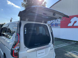 ガラスハッチだけの開閉出来ます☆