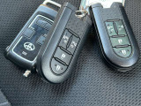 インテリジェントキーでドアの開閉ラクラク!キーを取り出して開ける必要が無いので、荷物を持っている時や、雨の日は便利ですよ!