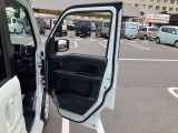 使いやすいスイッチ類です。