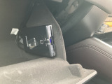 渋滞の迂回ルートや災害時の適切な誘導を行い、安全運転をサポートしてくれるETC2.0が装着されています。