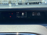必要な情報をひと目で確認できるメーター。操作も容易で、安全運転をサポートします。