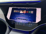 メルセデス・ベンツの定める厳しい基準をクリアしたお車のみをご案内させて頂きます。納車前整備はメーカー規定に基づき最大100項目にも及ぶ点検を熟練のメカニックによって行いご納車させて頂きます。