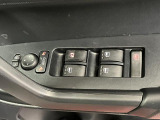 電動格納式ドアミラースイッチ、パワーウインドゥスイッチ