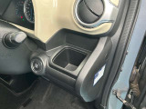 運転席側ドリンクホルダー