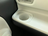 品質へのこだわり!専門のカークリーニング業者さんに依頼をして徹底的に内装・外装をキレイにしてもらっております。外装は磨きもしてもらっていますのでピカピカですね☆