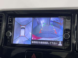 上から見下ろしているかのような映像のアラウンドビューモニターや、車の後方を確認できるバックカメラ付きで安心です。