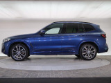 一目で伝わるBMW特有のスポーティーなプロポーションは、BMWの走行性能を生み出すのに欠かせない要因の一つです。細部まで拘りぬいたお車をぜひ一度ご覧ください!