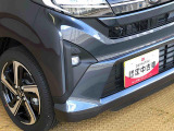 死角になりやすい左右方向の障害物をブザーで知らせてくれるコーナーセンサー搭載