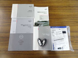 おクルマ取扱説明書&ナビの説明書&メンテナンスノートすべて揃っていますのでご安心です!◆インテリジェントキー★ドアの施錠開錠はもちろんのこと、エンジン始動もラクに行えます♪