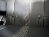 ◆ISOFIX◆シートベルトいらずでチャイルドシートと固定金具を連結するだけでガッチリ固定できます。