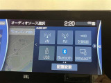 無線でBluetooth搭載機器を接続出来スマートフォンを接続して音楽を聴いたり、ハンズフリーで電話も可能です!イヤホンコードの煩わしさから解放、断線の可能性減少。快適な運転を提供します!