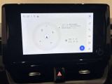 ディスプレイオーディオを装備。スマホとクルマをつなぐことで、これまでのナビに加えて、いろんなサービスが楽しめます。