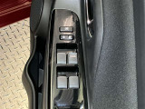 運転席パワーウィンドウスイッチです。