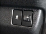 ◆横滑り防止装置◆コーナーリング時の横すべりを抑える機能と、車両の急激な挙動変化を抑える機能で、安定した走行を実現しています。運転に安心とゆとりが出来ます。