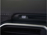【DVD】DVD再生可能です。お好きな映画、ドラマ、アニメを車内でお楽しみください。