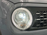 【LEDヘッドランプ】明るいライトが夜間の安全運転をサポートします。消費電力も少なく長寿命です。