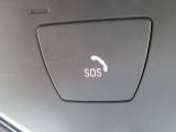 SOSコール装備です。緊急時は遠慮なく押してください。BMWメーカーエマージェンシーに直結致します。