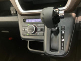 クルマの状態と評価点数を開示し、図解で表示いたしております。車両状態検査書はこちらの車両ページで閲覧できます。(※一部評価書が未設置の車両がある場合がございます)