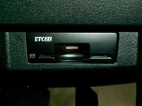 ビルトインタイプのETC2.0装備です!高速道路もストレスなくスムースに走行できますよ。