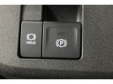 電動パーキングブレーキを装備