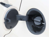 カローラ博多の全店舗にてU-Carの取り扱いをしております。 気軽にスタッフに声を掛けて下さい。お電話でのお問い合わせなどお待ちしております。お見積り依頼もお気軽にどうぞ!!