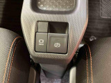 納車前にはプロのメカニックが、各部の点検を行います。ディーラーにしか出来ない品質、そしてサービスできっと満足していただけると思います!