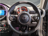 ミニ独特のゴーカートフィーリングと呼ばれる軽快なハンドリングはAT車、MT車のどちらでも楽しめます。