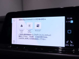 【サイドアシストプラス】後方の死角を検知し、危険時にはドアミラー表示とハンドル補正で安全確認をサポートします。