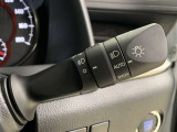 車外の明るさによって自動で点灯・消灯するオートライト