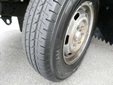 スチールホイール!!タイヤサイズ(195/80R15 107/105N  LT)製造2022年製