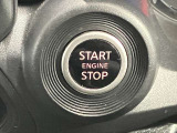 【プッシュ式エンジン】プッシュ式エンジンスタートでブレーキを踏んでボタンを押すだけでエンジン始動がスムーズ!!鍵をカバンに入れているだけでエンジンの始動が可能★とても便利な機能です