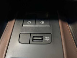 運転をより楽しく、より快適にしてくれるのがこのドライブモードスイッチです。