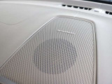 harman/kardonプレミアムサウンド・オーディオシステムにより600Wの出力を持つ14個のスピーカーを搭載 エアベンチレーテッド・サブウーファーによる温かみのあるサウンドが車内を包みます!