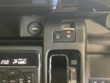 当店はサービス工場を併設する店舗です!納車前の整備は当然ながら納車後のメンテナンスも全てお任せ下さい!きっと満足のいくサービスをご提供いたします♪