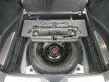 スペアタイヤ付きです!車に常時装備することで、もしもの時の備えとしてすごく安心です♪