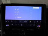 ディスプレイオーディオを装備。スマホとクルマをつなぐことで、これまでのナビに加えて、色々なサービスが楽しめます。