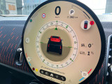 車両の詳細、ご質問につきましては、弊社営業スタッフまでお気軽にご連絡下さいませ。遠方のお客様には実車の詳細画像送信も承ります。お客様からのお問合せをお待ち致しております。無料ダイヤル 0078-6002-715008
