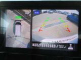 アラウンドビューモニターで車の周囲の情報が室内でわかります。
