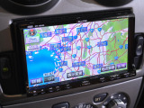 現代のドライブ環境に合わせた社外ナビゲーションが装着されており、F430の実用性をさらに高めています。