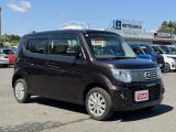●仕入れ段階で徹底したチェックを行い、厳しい審査にパスした車だけを展示・販売しています。弊社ではこれをプロチェックと呼び、数十の独自チェック項目に基づき、車の状態を調べ上げています。