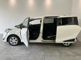 お客様にぴったりなおクルマをお選びいただけますように様々な展示車をご用意致しております!ダイハツの軽自動車だけではなく、他メーカー車やコンパクトカー・ミニバンなども数多く取り揃えております!
